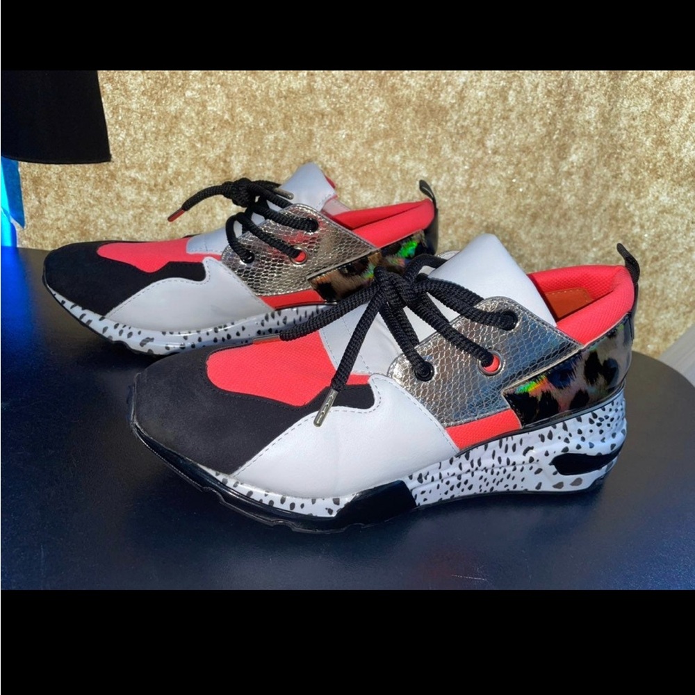 Steve Madden Multicolor Sneakers